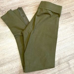 Green high waisted leggings